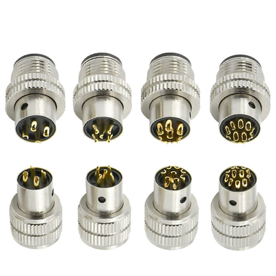 Connettore a spina schermato femmina M12, da 3 a 17 pin, IP67, standard DIN impermeabile